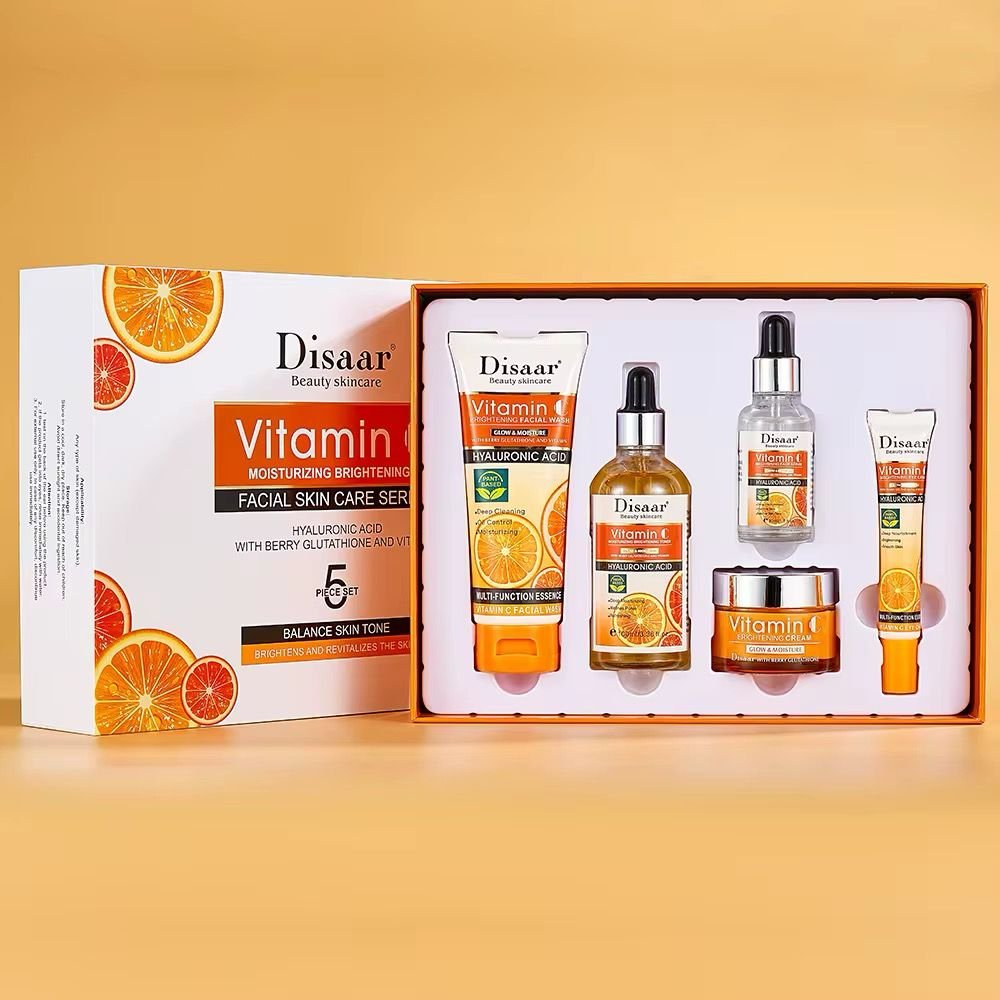 DISAAR BEAUTY SKINCARE, Ensemble de cinq produits, soins du visage éclaircissant et anti-tâche